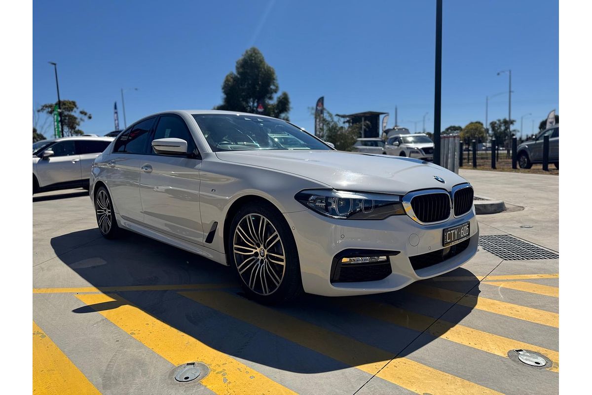 2018 BMW 5 Series 520i M Sport G30