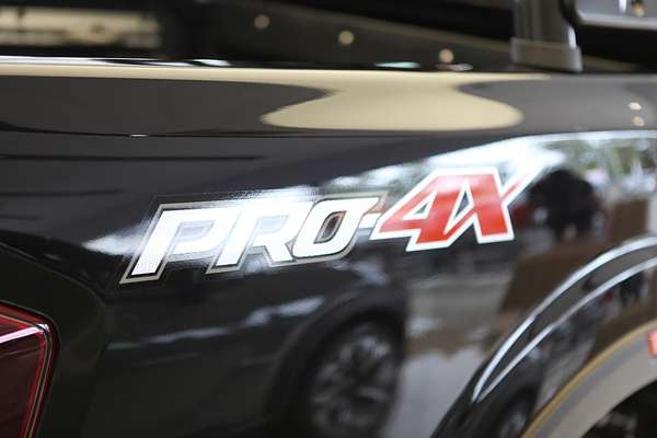 2025 Nissan Navara PRO-4X D23 4X4