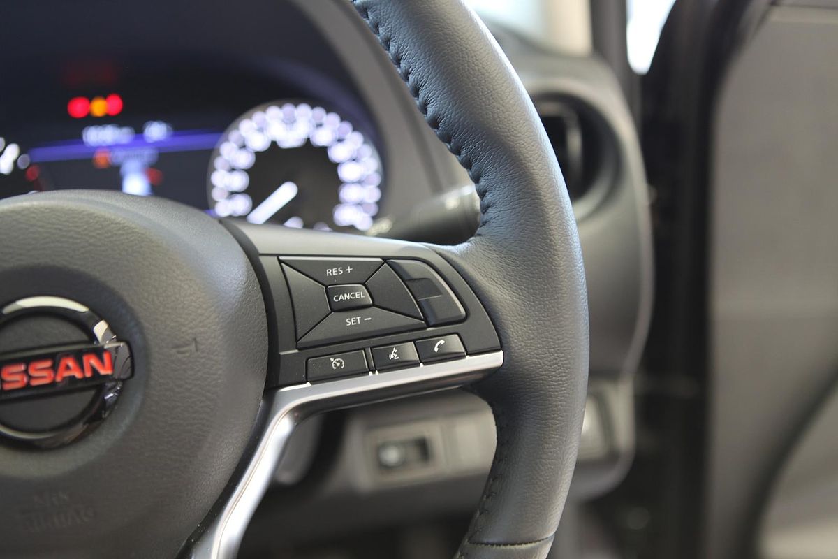 2025 Nissan Navara PRO-4X D23 4X4