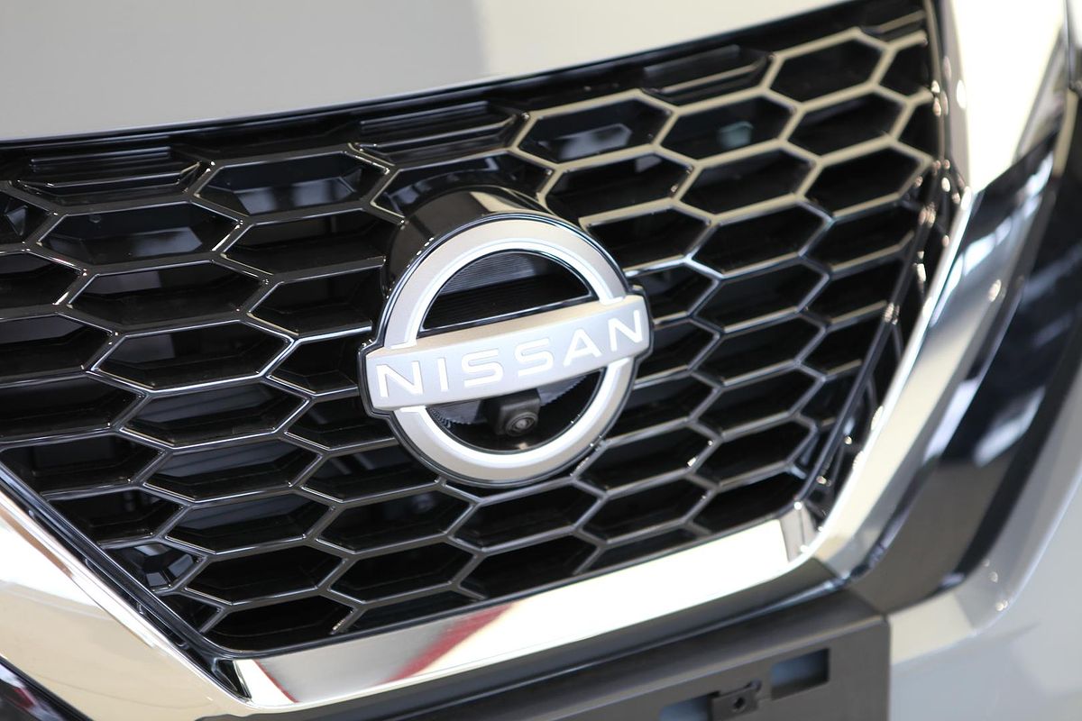 2025 Nissan JUKE ST-L F16