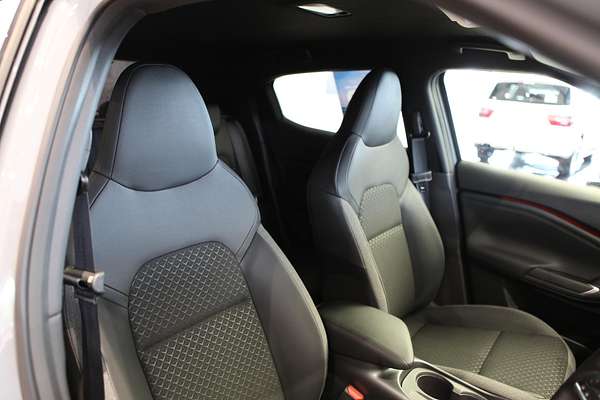 2025 Nissan JUKE ST-L F16