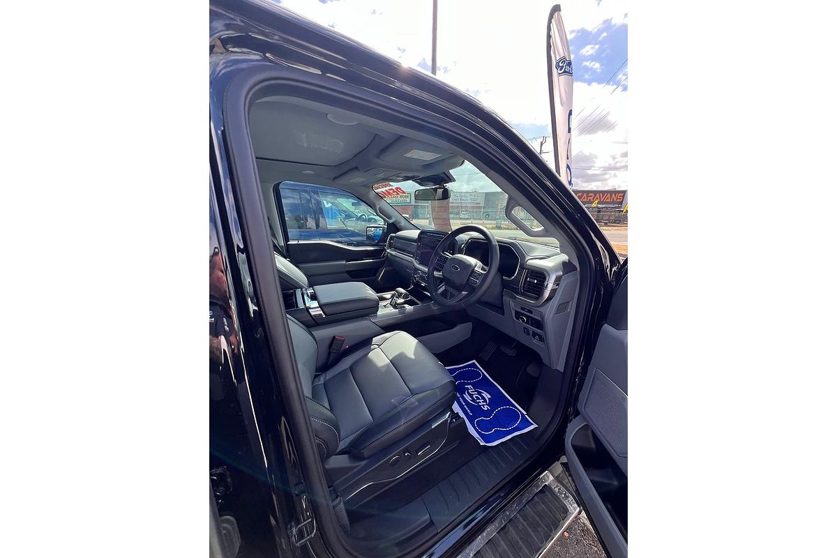 2023 Ford F-150 Lariat 4X4 LWB