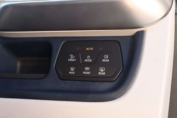 2025 Volkswagen ID. Buzz Pro BEV560 EB LWB