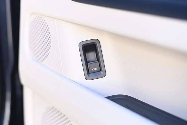 2025 Volkswagen ID. Buzz Pro BEV560 EB LWB