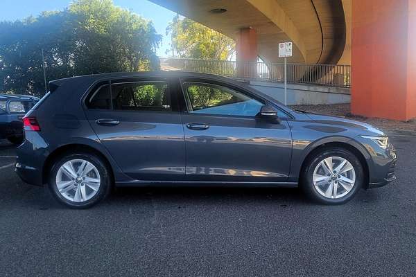 2021 Volkswagen Golf 110TSI 8