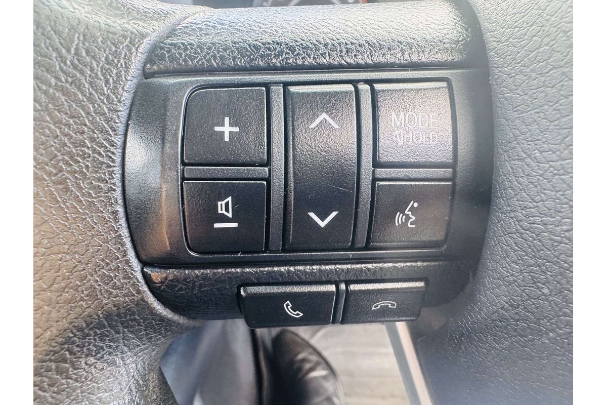 2016 Toyota Hilux Workmate GUN122R Rear Wheel Drive