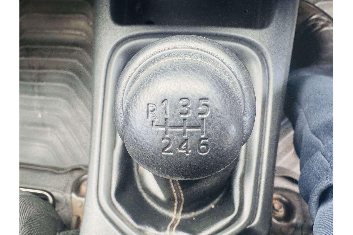 2016 Toyota Hilux Workmate GUN122R Rear Wheel Drive