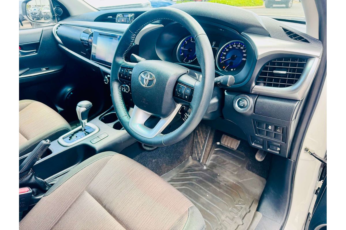 2017 Toyota Hilux SR5 GUN126R 4X4