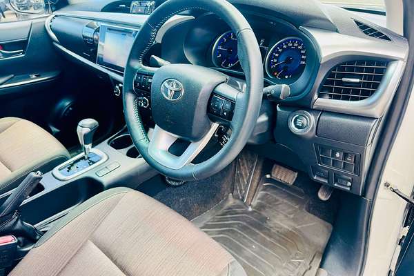 2017 Toyota Hilux SR5 GUN126R 4X4