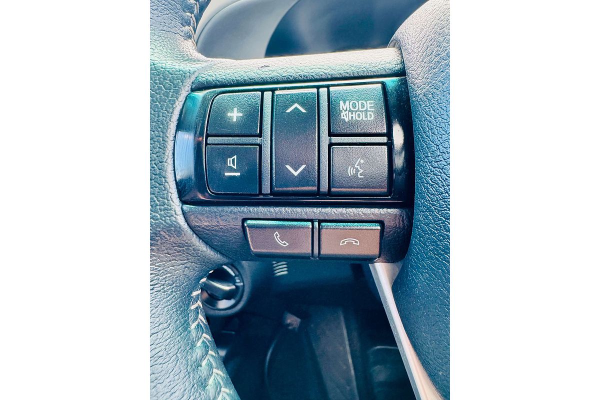 2017 Toyota Hilux SR5 GUN126R 4X4