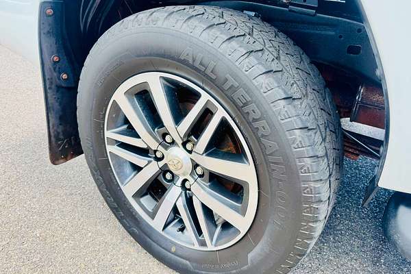 2017 Toyota Hilux SR5 GUN126R 4X4