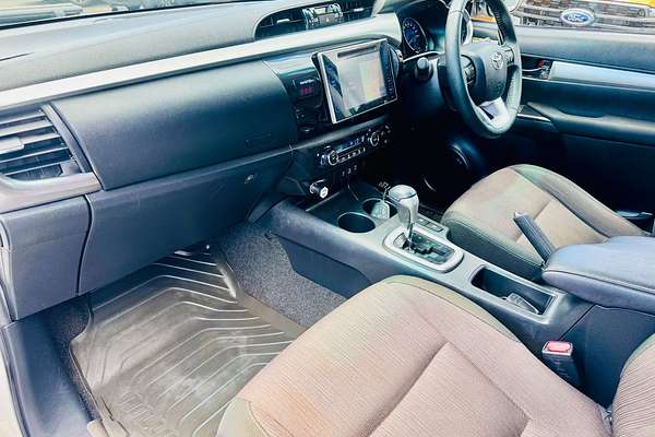 2017 Toyota Hilux SR5 GUN126R 4X4