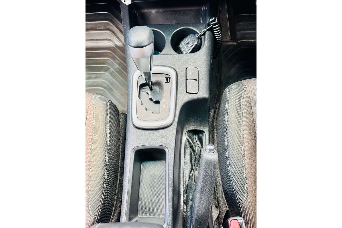 2017 Toyota Hilux SR5 GUN126R 4X4