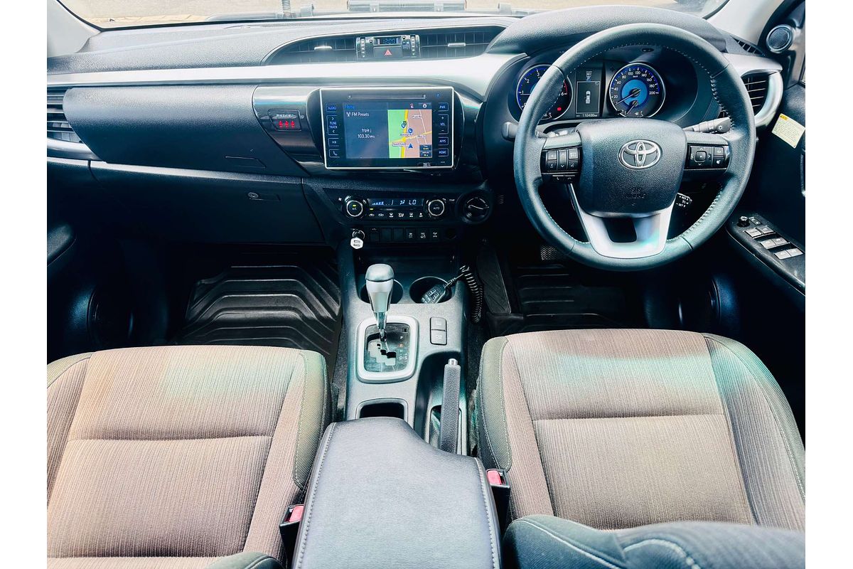 2017 Toyota Hilux SR5 GUN126R 4X4