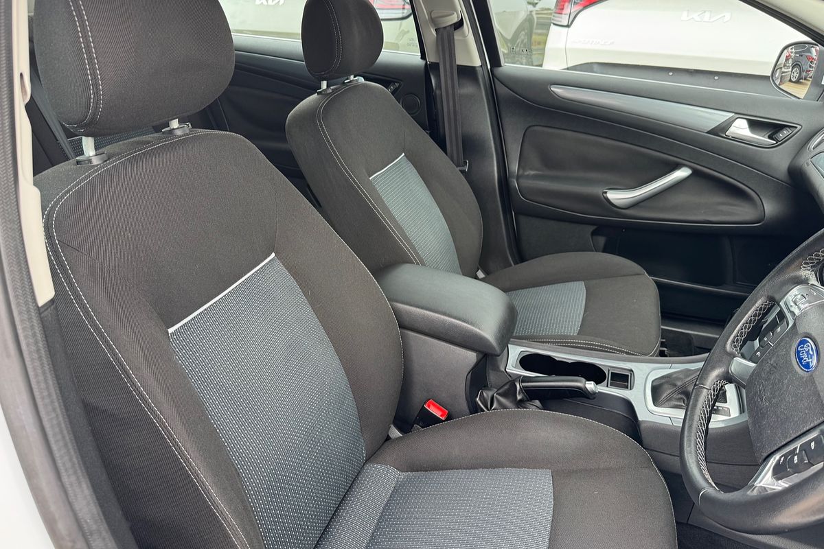 2011 Ford Mondeo Zetec MC