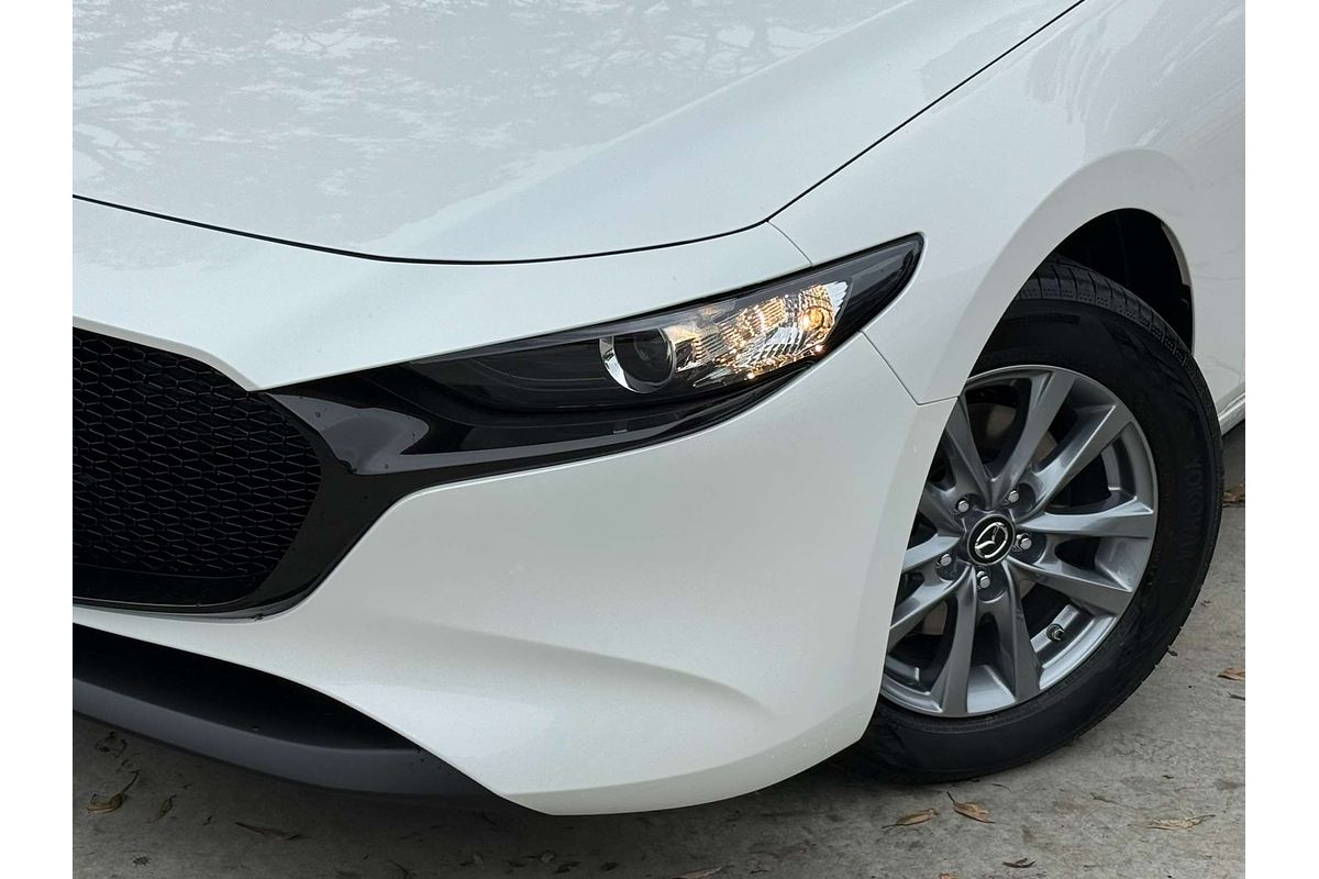 2025 Mazda MAZDA3 Mazda3 MAZDA3 R 6AUTO HATCH G20 PURE