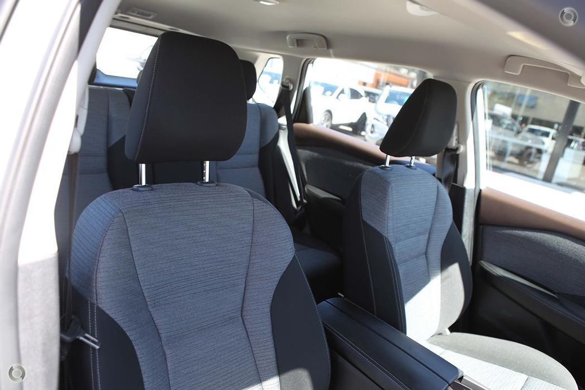 2023 Nissan X-TRAIL ST T33