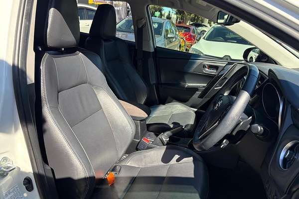 2017 Toyota Corolla ZR ZRE182R
