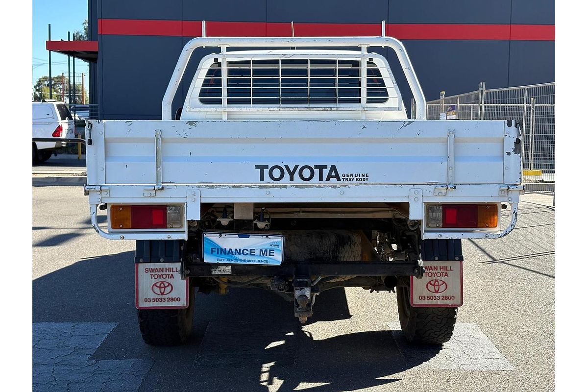 2013 Toyota Hilux SR KUN26R 4X4