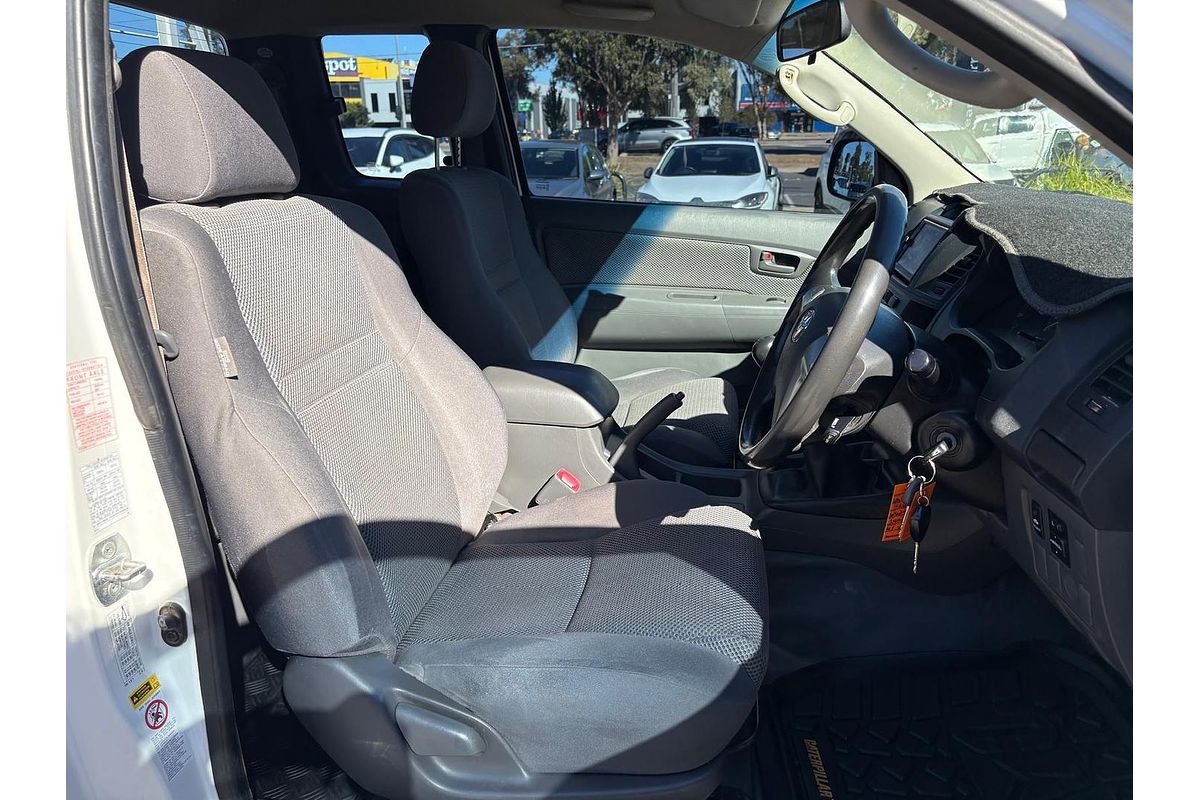 2013 Toyota Hilux SR KUN26R 4X4