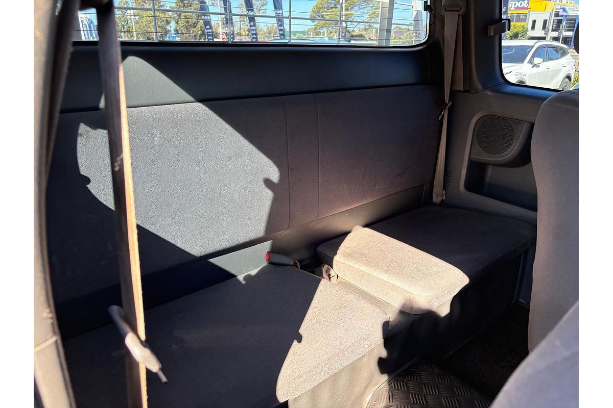 2013 Toyota Hilux SR KUN26R 4X4