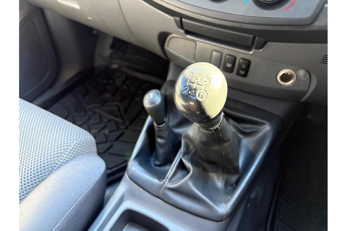 2013 Toyota Hilux SR KUN26R 4X4