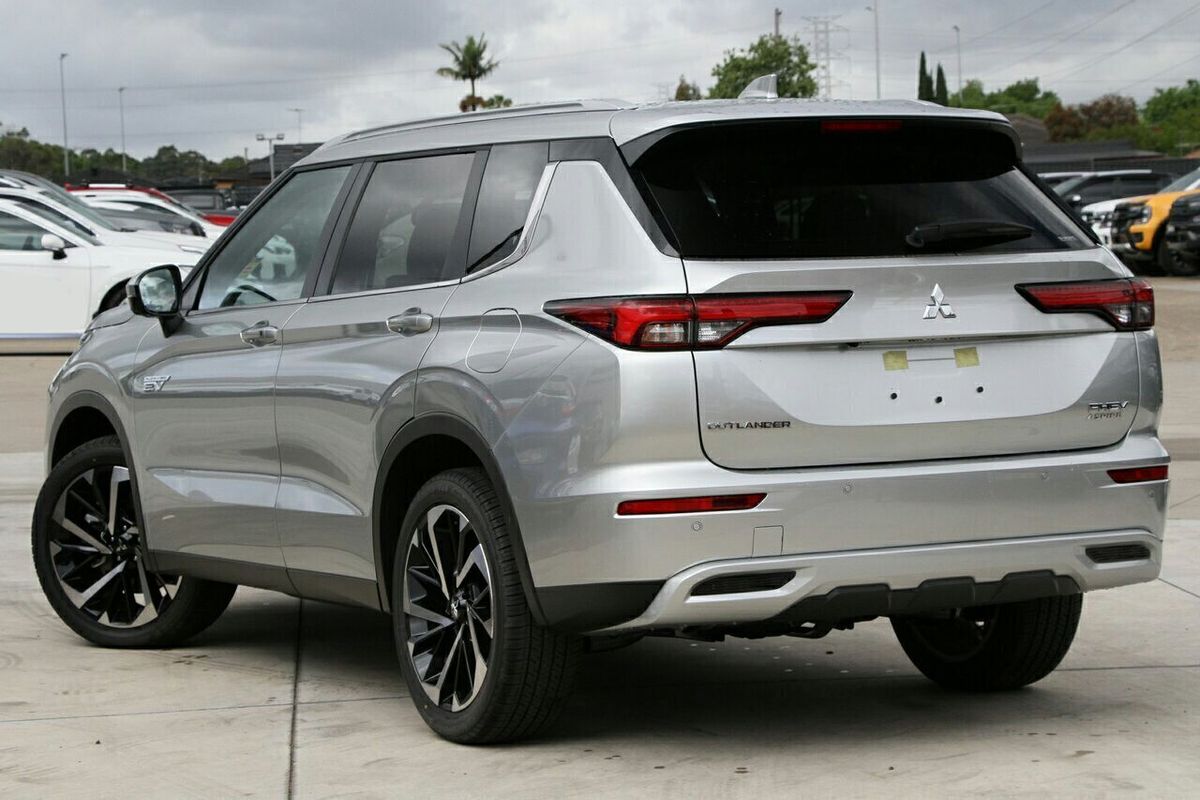 2024 Mitsubishi Outlander PHEV Aspire ZM