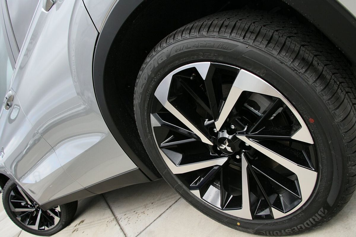 2024 Mitsubishi Outlander PHEV Aspire ZM