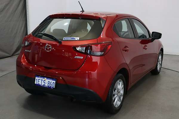 2015 Mazda 2 Maxx DJ Series