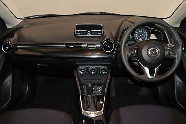 2015 Mazda 2 Maxx DJ Series