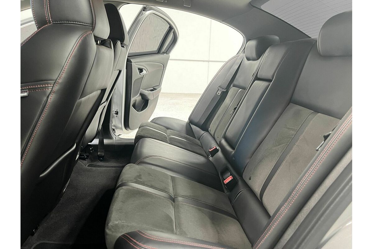 2016 Holden Commodore SV6 Black VF Series II