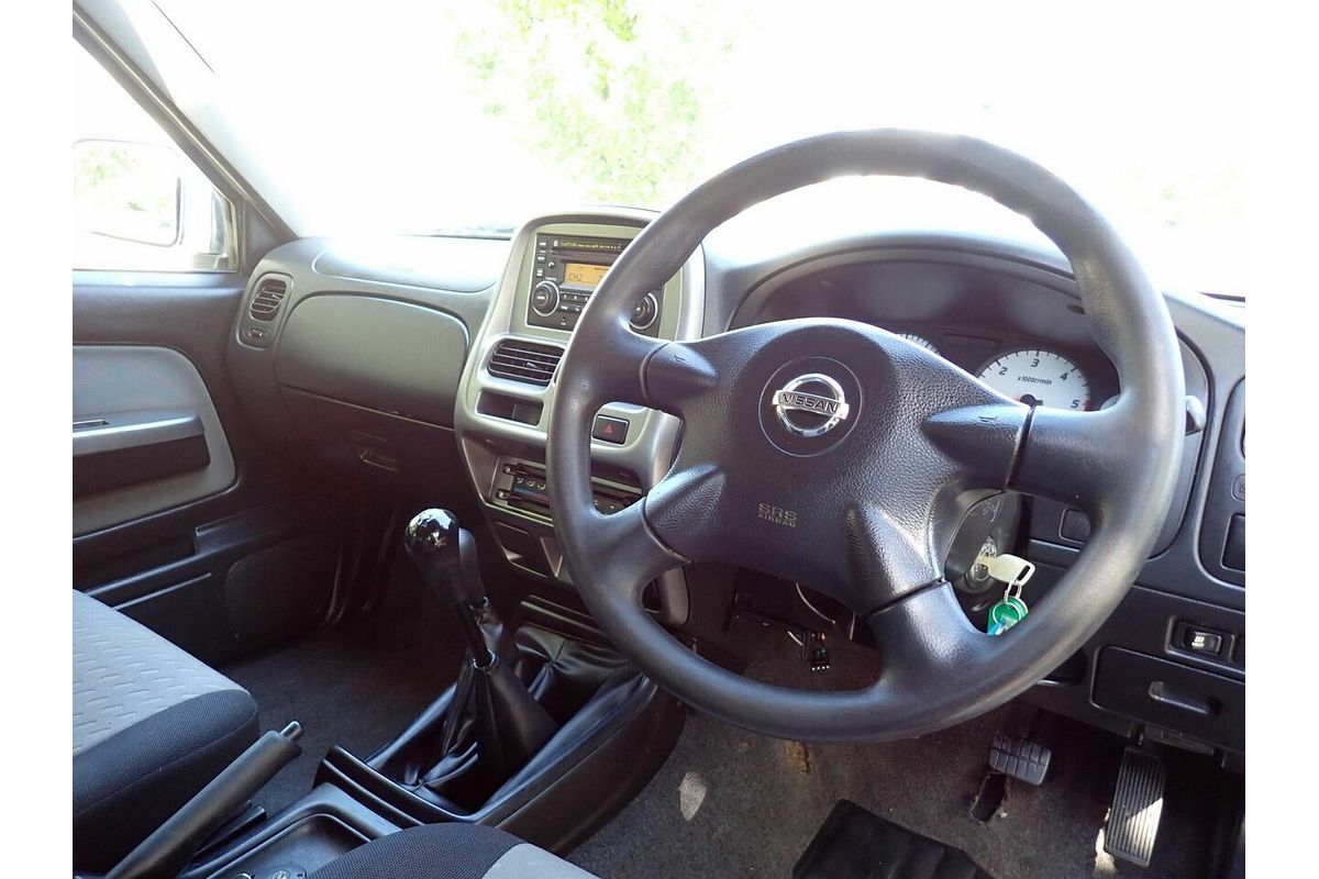 2013 Nissan Navara ST-R (4x4) D22 Series 5 4X4