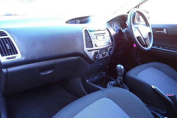 2015 Hyundai i20 Active PB MY14
