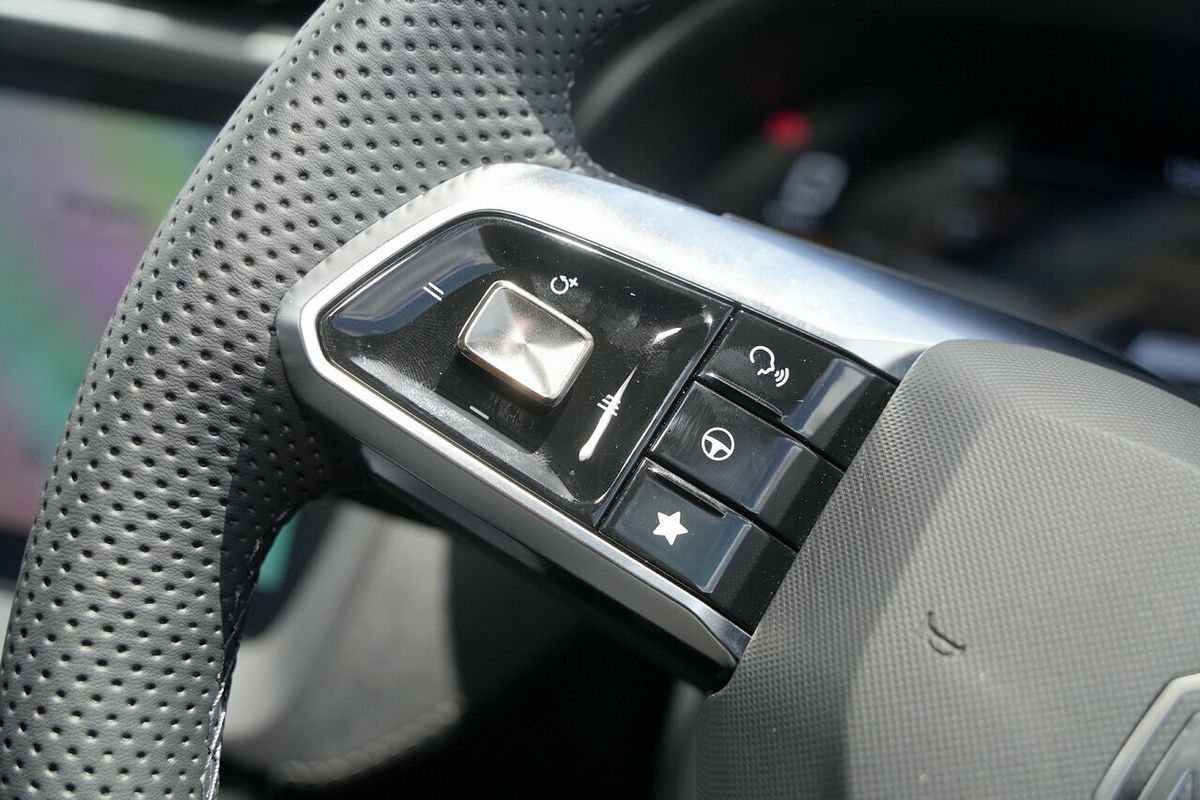 2025 MG ZS Essence Hybrid+ ZS32