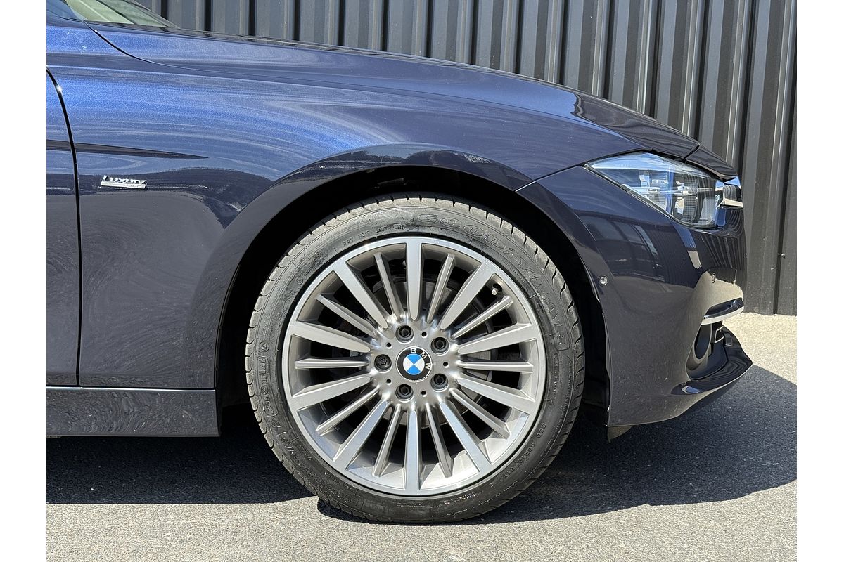 2015 BMW 3 Series 320i Luxury Line F30 LCI