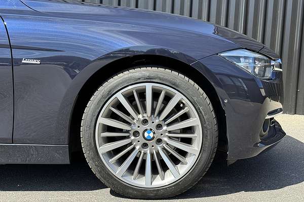 2015 BMW 3 Series 320i Luxury Line F30 LCI