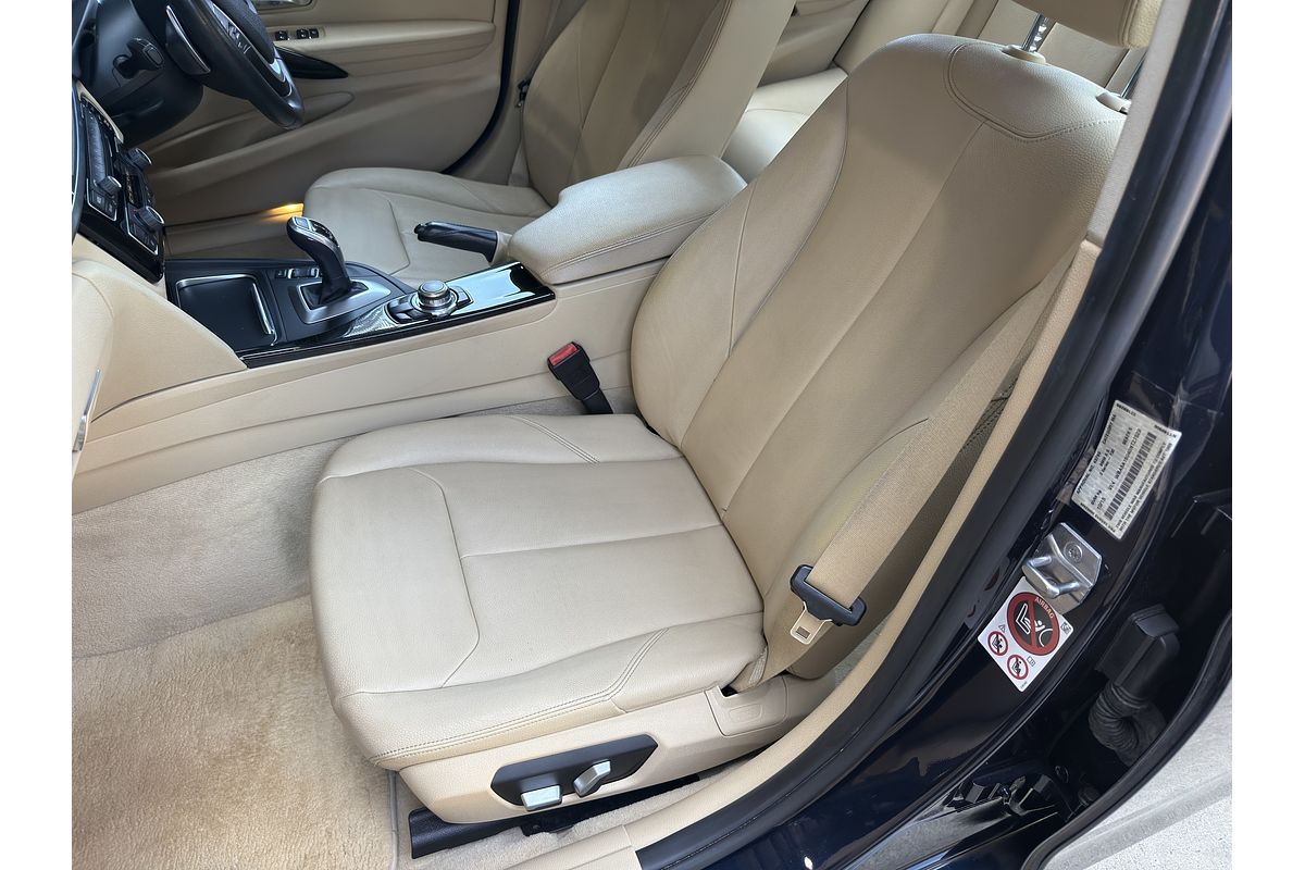 2015 BMW 3 Series 320i Luxury Line F30 LCI