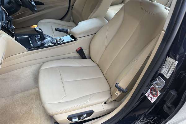 2015 BMW 3 Series 320i Luxury Line F30 LCI