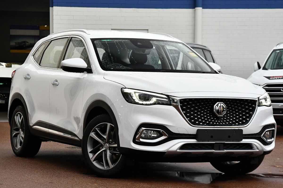 2024 MG HS Excite SAS23