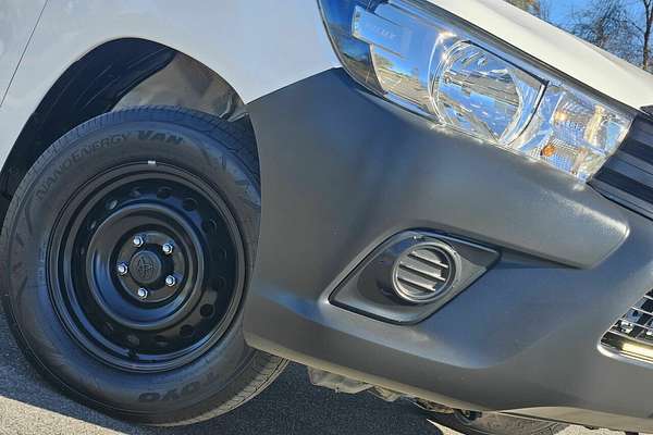 2018 Toyota Hilux Workmate TGN121R MY17 Rear Wheel Drive