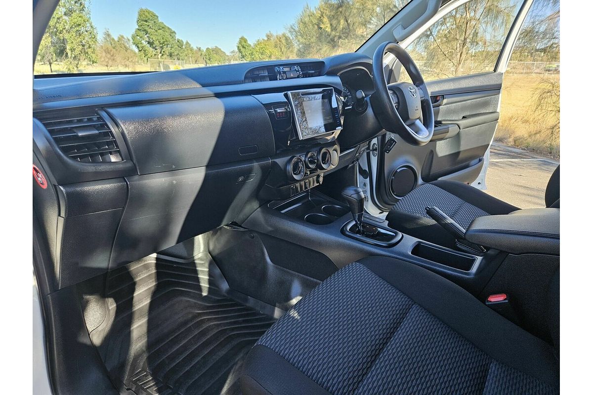 2018 Toyota Hilux Workmate TGN121R MY17 Rear Wheel Drive