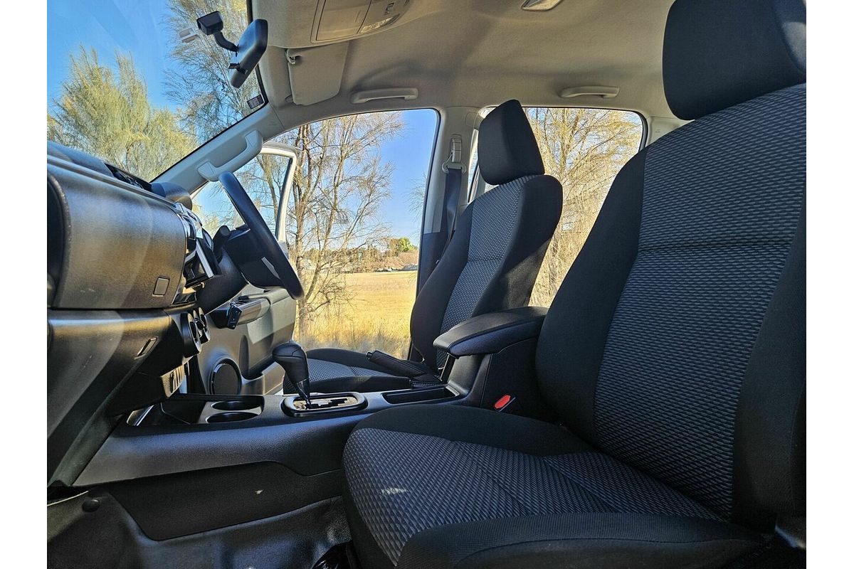 2018 Toyota Hilux Workmate TGN121R MY17 Rear Wheel Drive