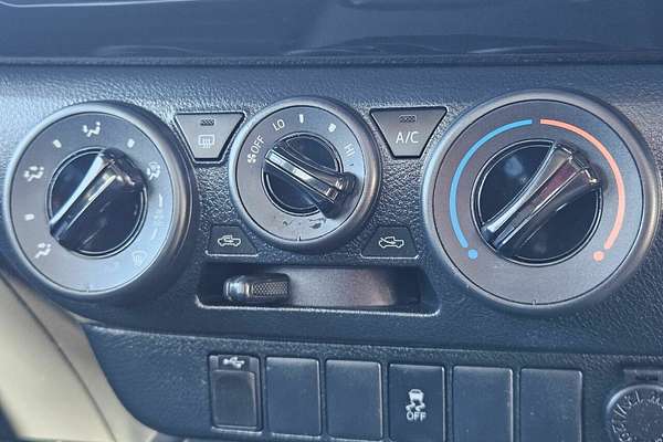 2018 Toyota Hilux Workmate TGN121R MY17 Rear Wheel Drive