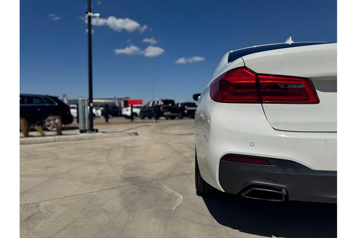 2018 BMW 5 Series 520i M Sport G30