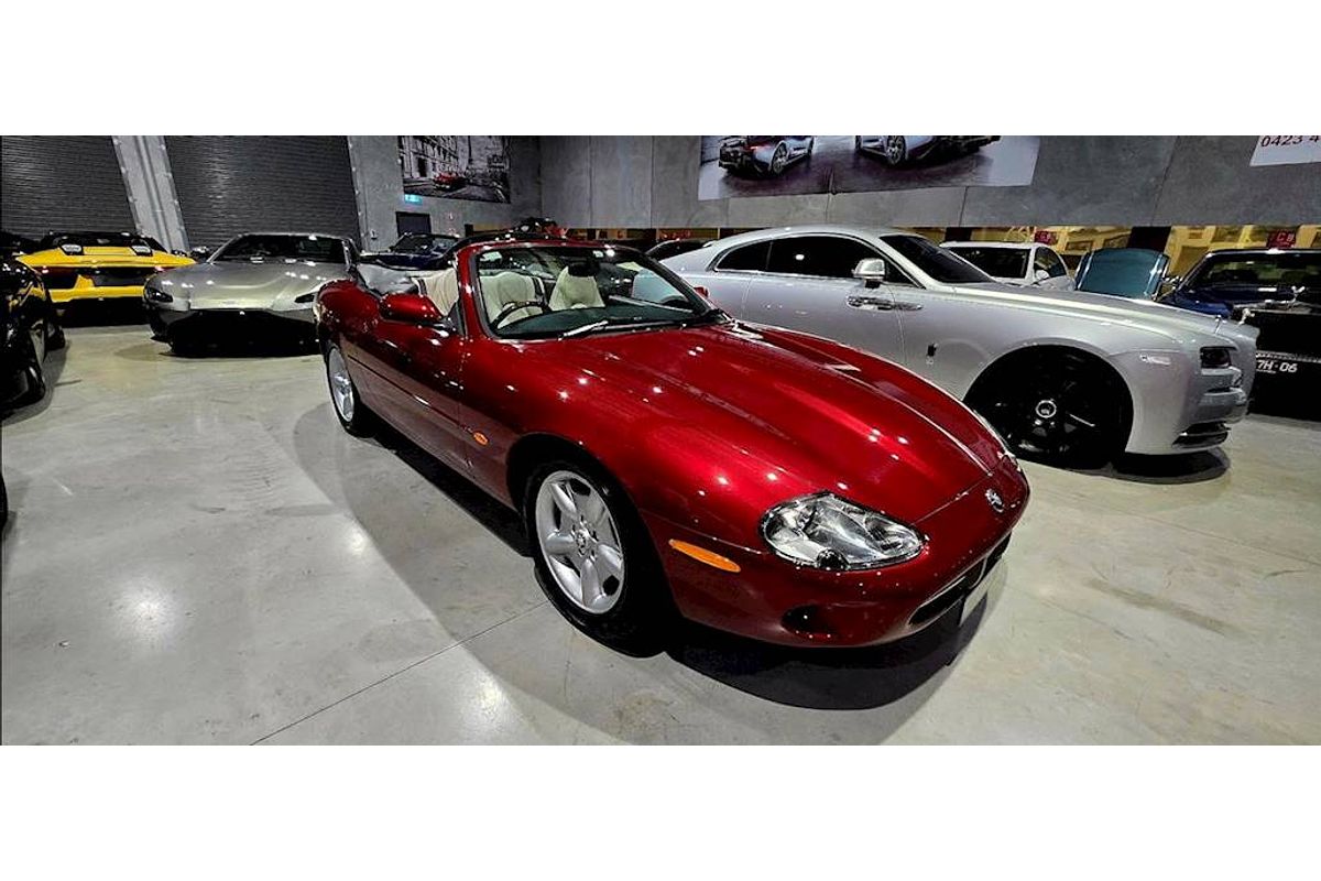 1998 Jaguar XK8 Classic