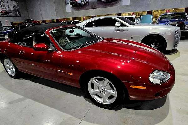 1998 Jaguar XK8 Classic