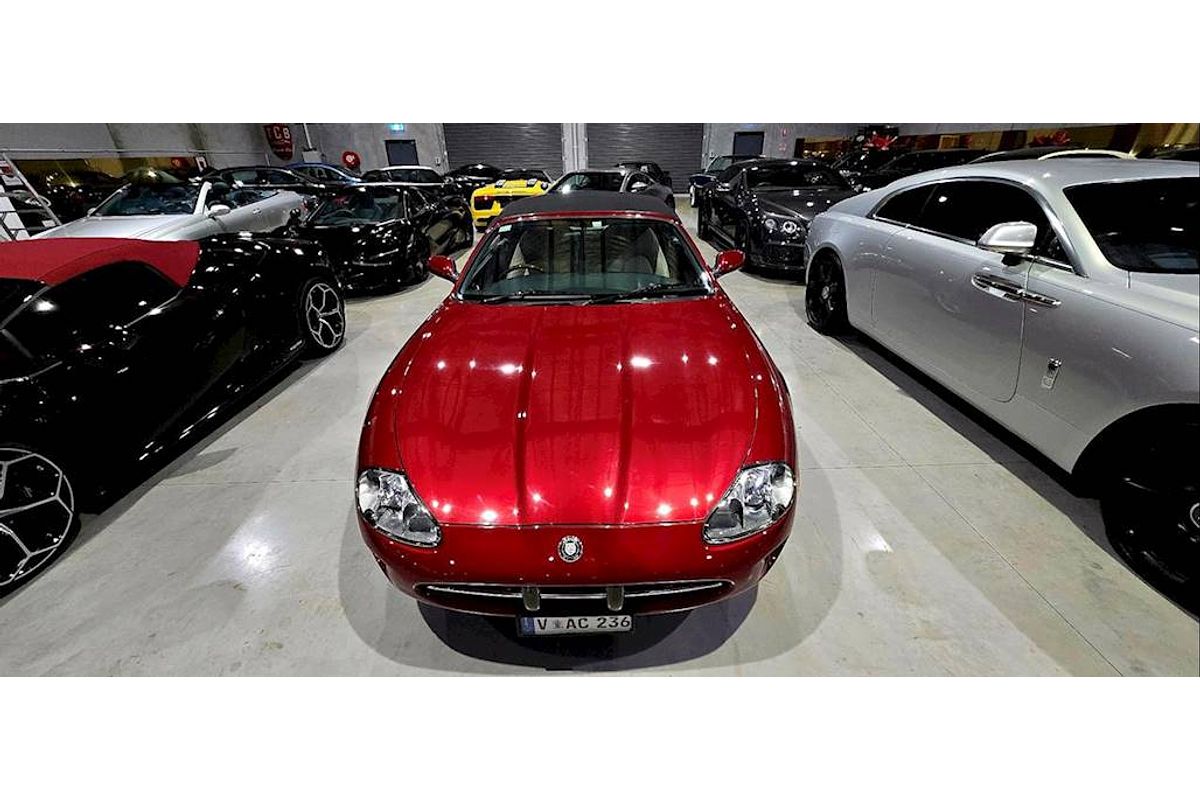 1998 Jaguar XK8 Classic