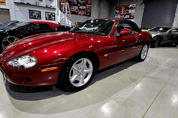 1998 Jaguar XK8 Classic