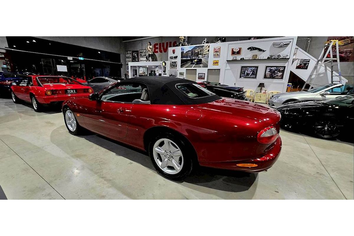 1998 Jaguar XK8 Classic