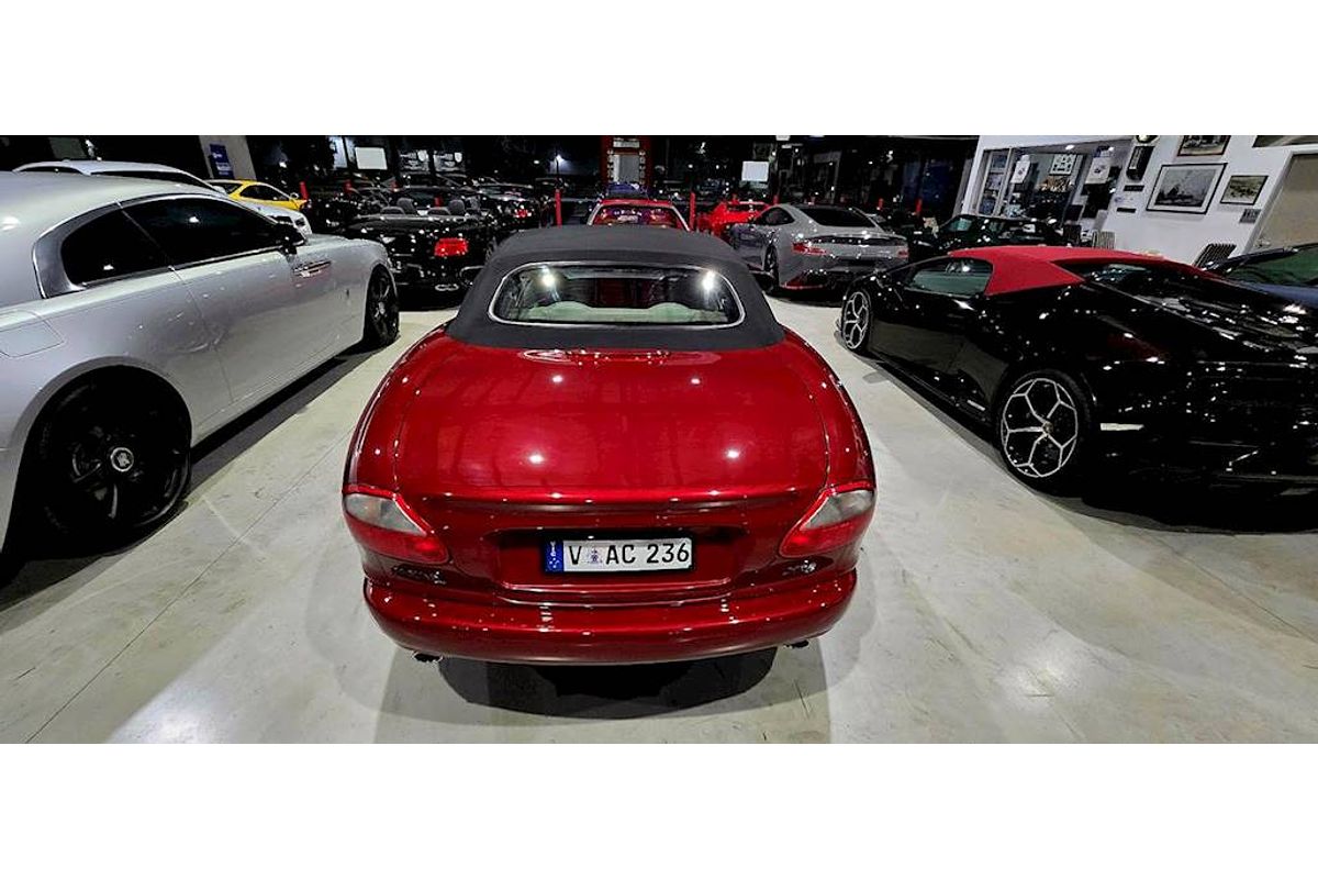 1998 Jaguar XK8 Classic